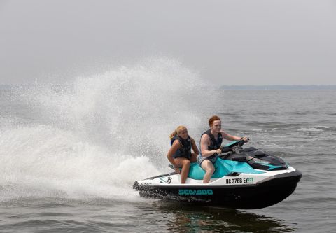 Nor'Banks Sailing Center, Waverunner Rentals